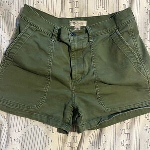 Madewell Women's The Perfect Fatigue Short Olive Green
